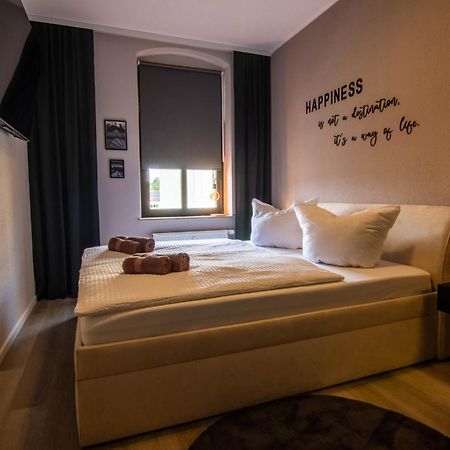 Stayfine - Smartes Design Apartment Am Uni Campus Chemnitz Bagian luar foto