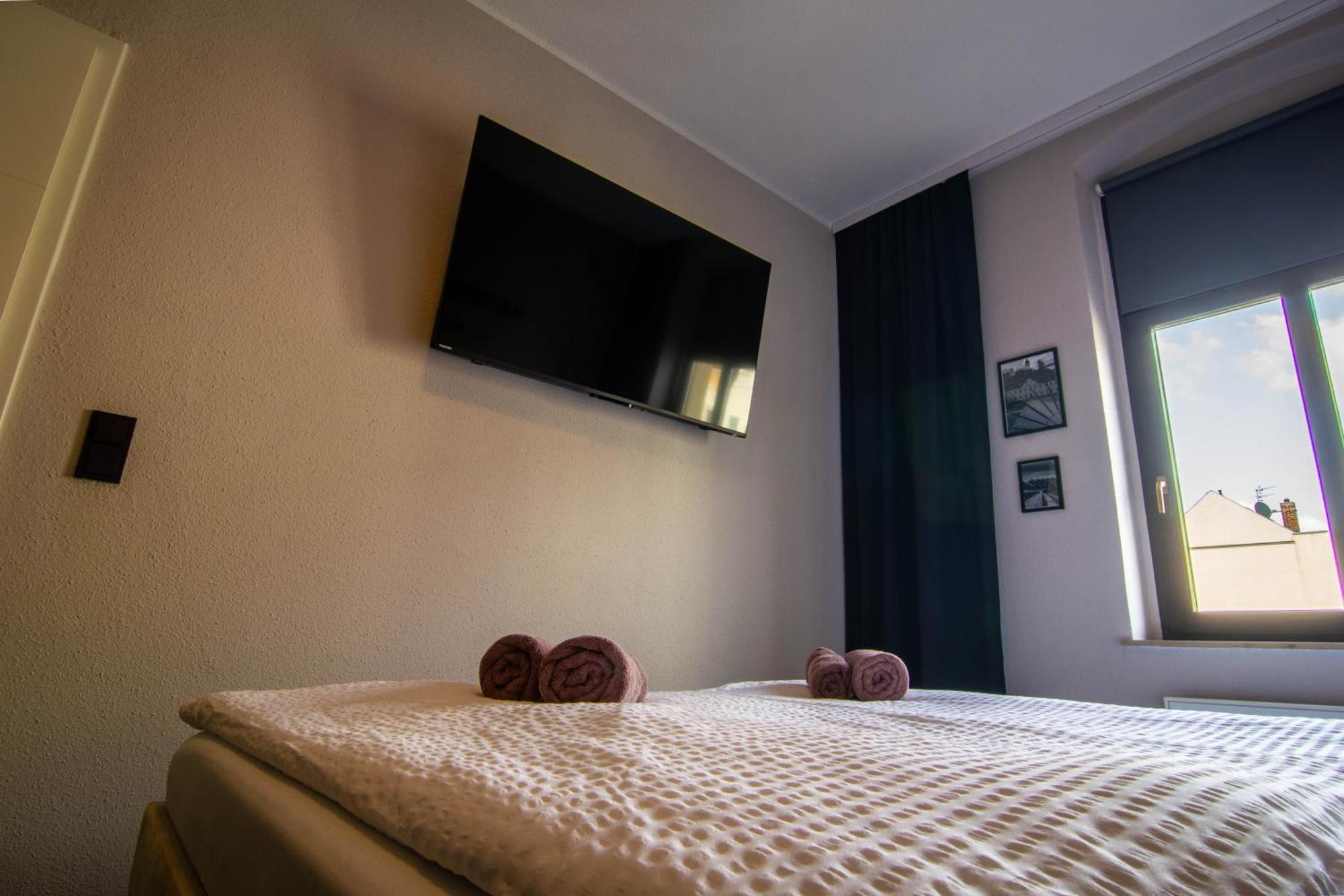 Stayfine - Smartes Design Apartment Am Uni Campus Chemnitz Bagian luar foto