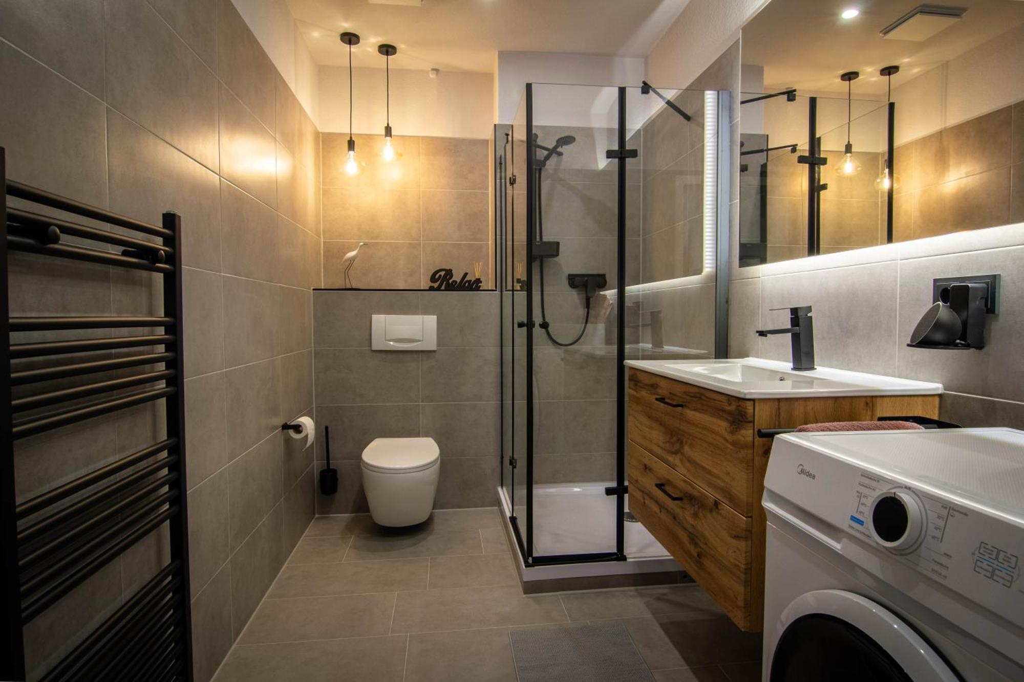 Stayfine - Smartes Design Apartment Am Uni Campus Chemnitz Bagian luar foto